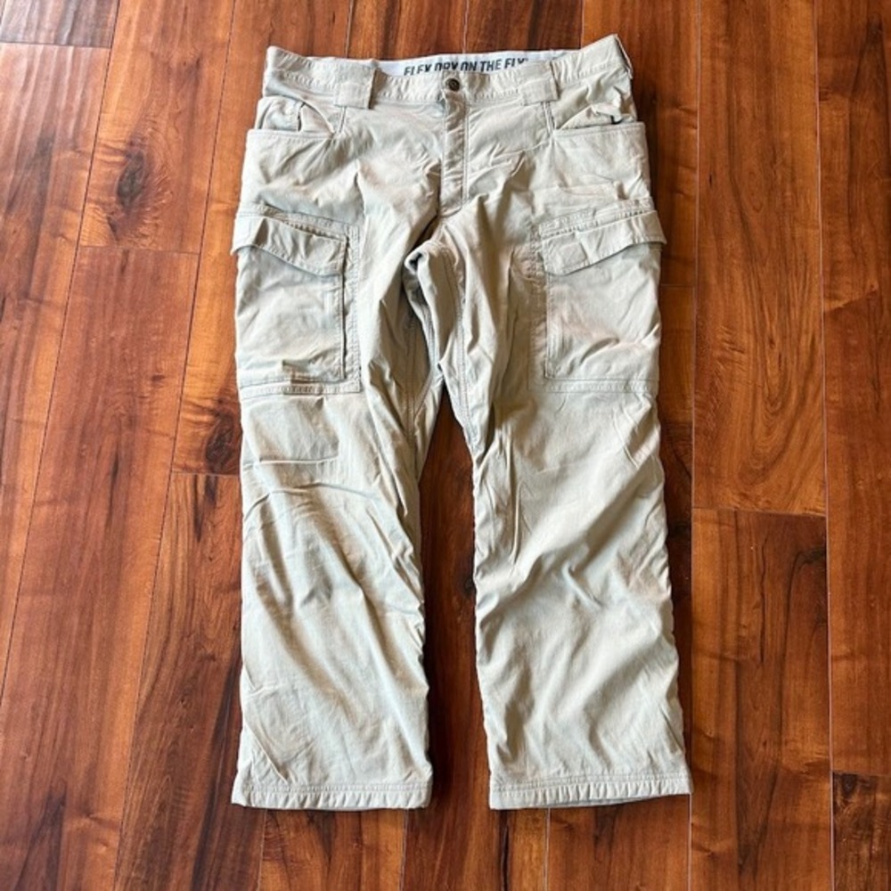 Duluth Trading Co Men's Cargo Pants - Tan